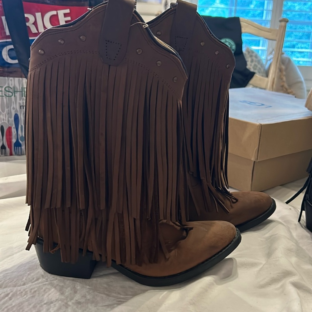 Old west suede fringe boots size 1 1/2
